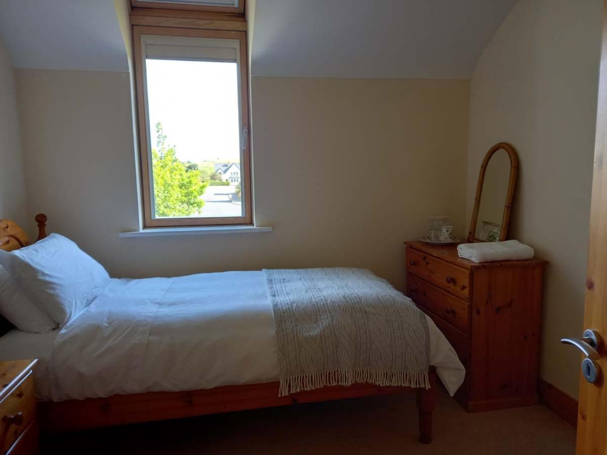 דירות Ballygawley The Courtyard, Castle Dargan מראה חיצוני תמונה